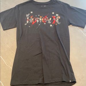 Men’s Hurley t shirt-Great condition never worn
